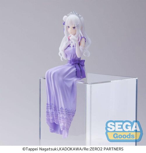 ESTATUA PVC PM PERCHING EMILIA (DRESSED-UP PARTY) 14 CM RE:ZERO - STARTING LIFE IN ANOTHER WORLD: LOST IN MEMORIES