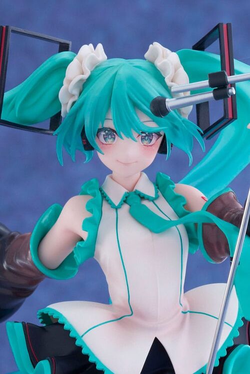 HATSUNE MIKU AMP ESTATUA PVC STATUE BIRTHDAY 2023 VER. 21 CM