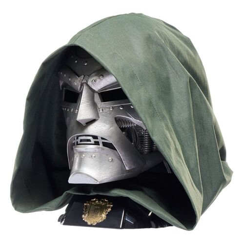 RÉPLICA CASCO PREMIUM DE DOCTOR DOOM MARVEL LEGENDS