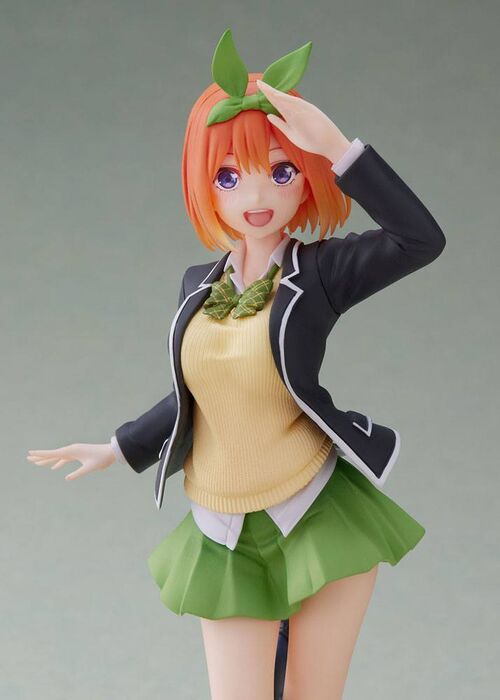 FIGURA YOTSUBA NAKANO UNIFORM VER. RENEWAL EDITION THE QUINTESSENTIAL QUINTUPLETS